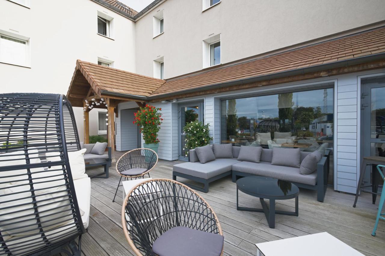 Les Suites - Konine 4 - Hotel & Bar & Restaurant Монсо-ле-Мін Екстер'єр фото